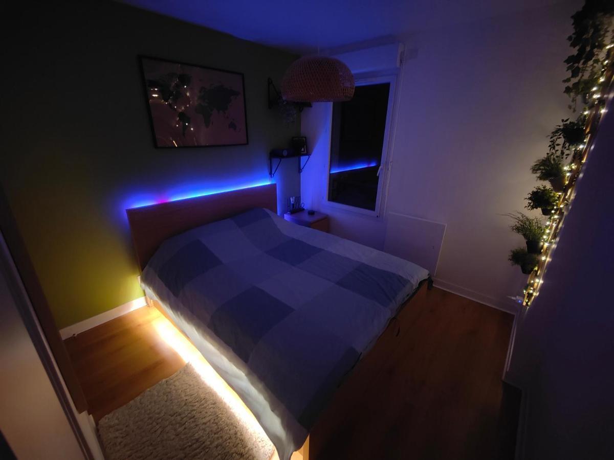 Appartement Centre Avec Balcon Parking Prive Orleans Exterior photo